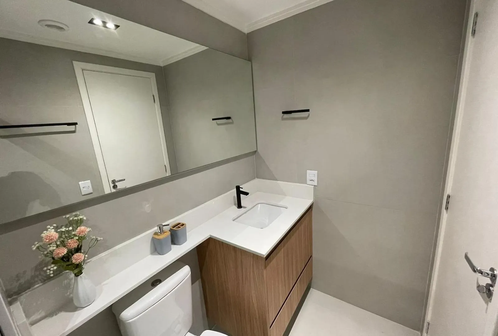 F_401 | Studio Novo Na Faria Lima 700 Mts Do Metro Sao Paulo